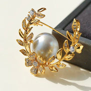 Elysian Pearl Wreath Brooch