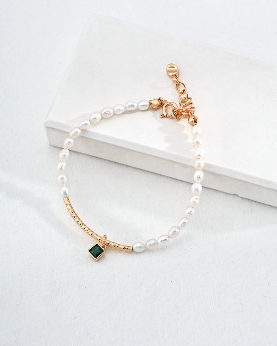 Pure Grace Emerald Drop Bracelet