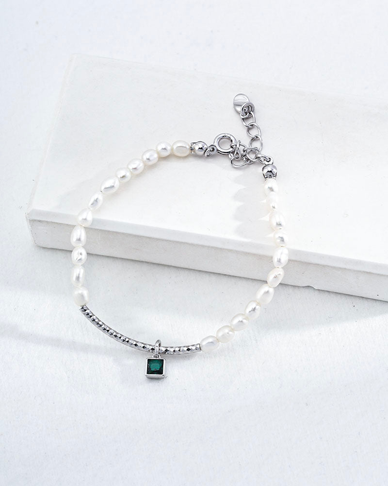 Pure Grace Emerald Drop Bracelet