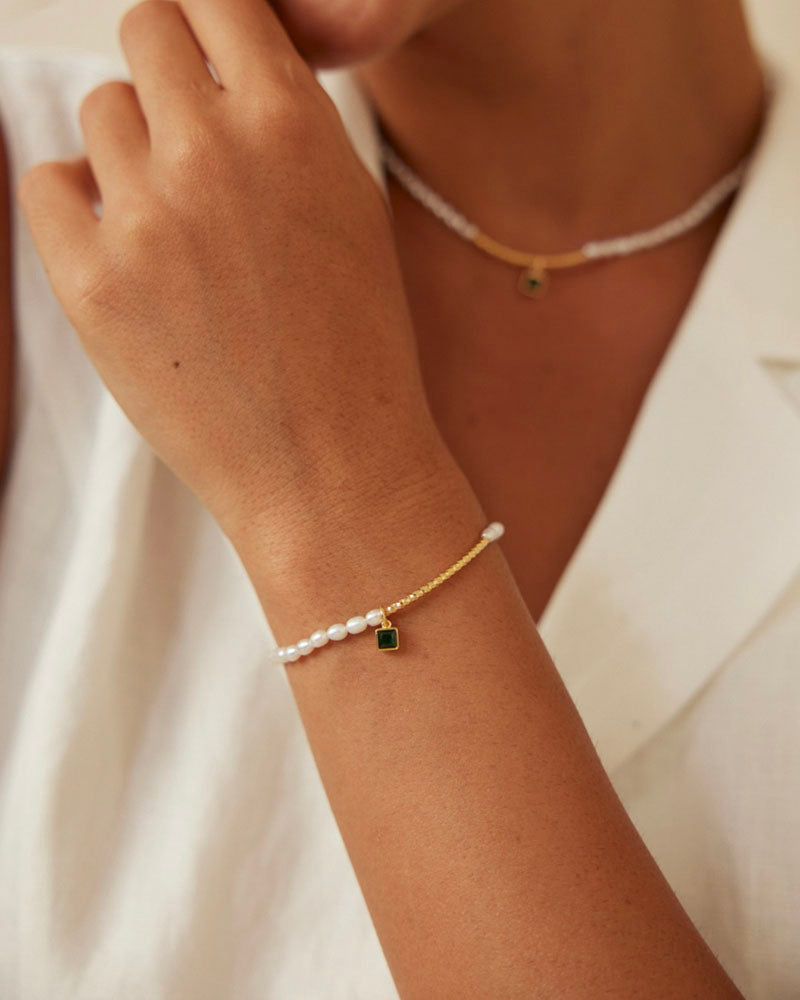 Pure Grace Emerald Drop Bracelet