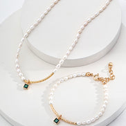 Pure Grace Emerald Drop Bracelet