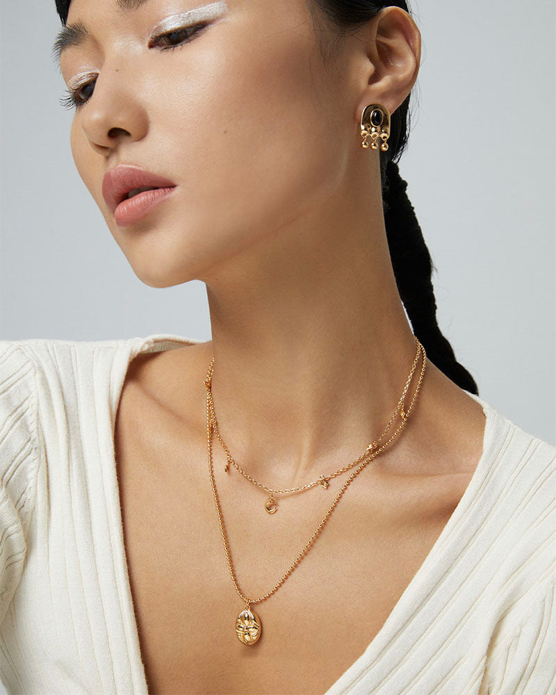 Engraved Petal Pendant Necklace