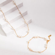 Floating Pearl Charm Choker