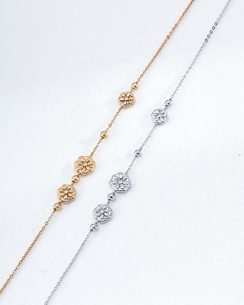 Golden Bloom Floral Necklace