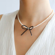 Midnight Bow Pearl Chorker