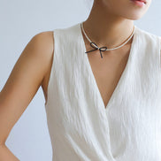 Midnight Bow Pearl Chorker