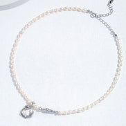Molten Pendant Pearl Necklace