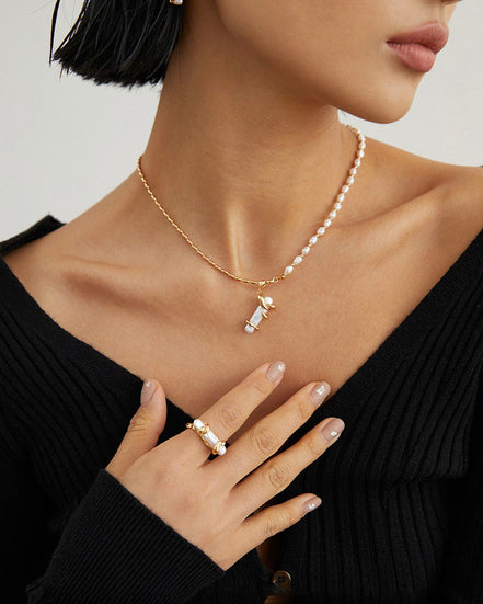 Ophelia Pearl Pendant Necklace