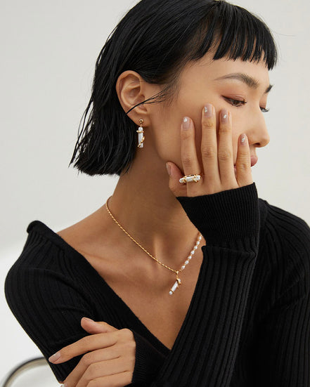 Ophelia Pearl Pendant Necklace