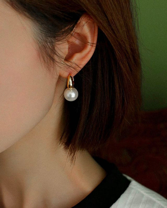 Pearl Drop Earrings