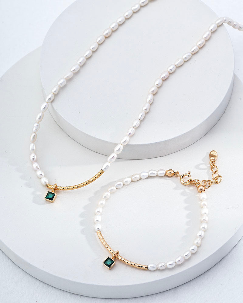 Pure Grace Emerald Drop Necklace