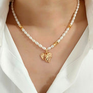 Stitch Heart  Pendant Pearl Necklace