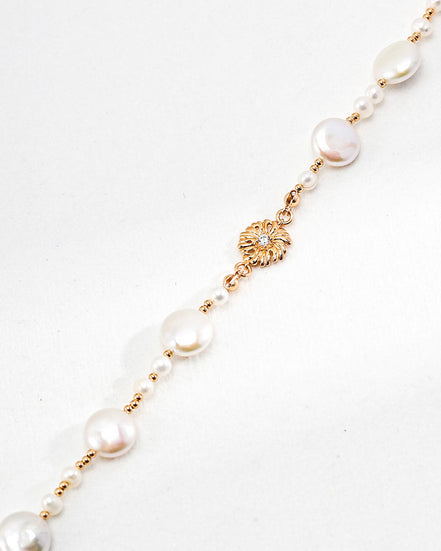 Vintage Floral Pearl Necklace
